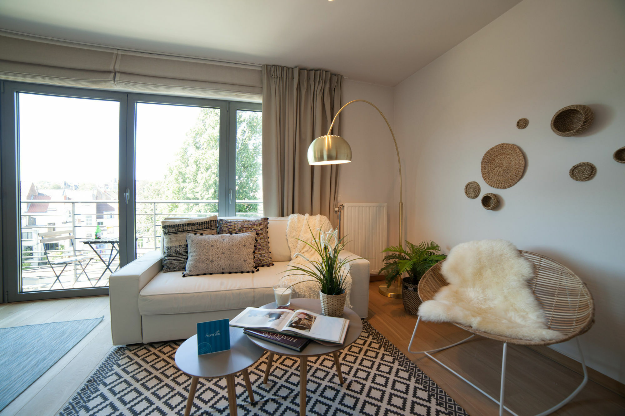 Sweet Inn Apartments - Germoir Брюссель Экстерьер фото